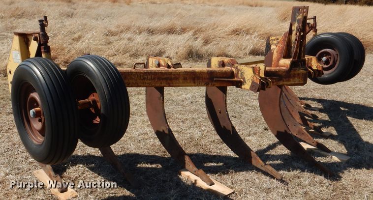 image for item DL4737 Big Ox  V-ripper