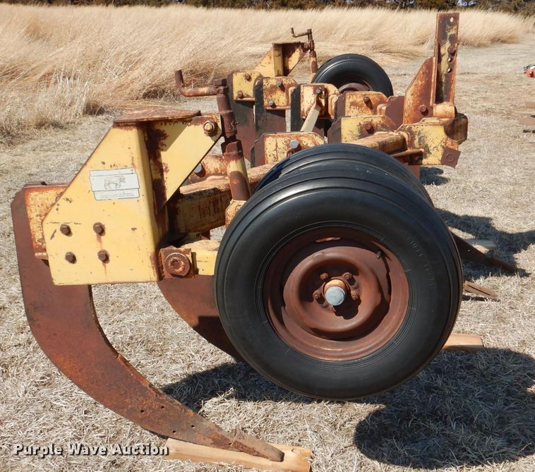 image for item DL4737 Big Ox  V-ripper