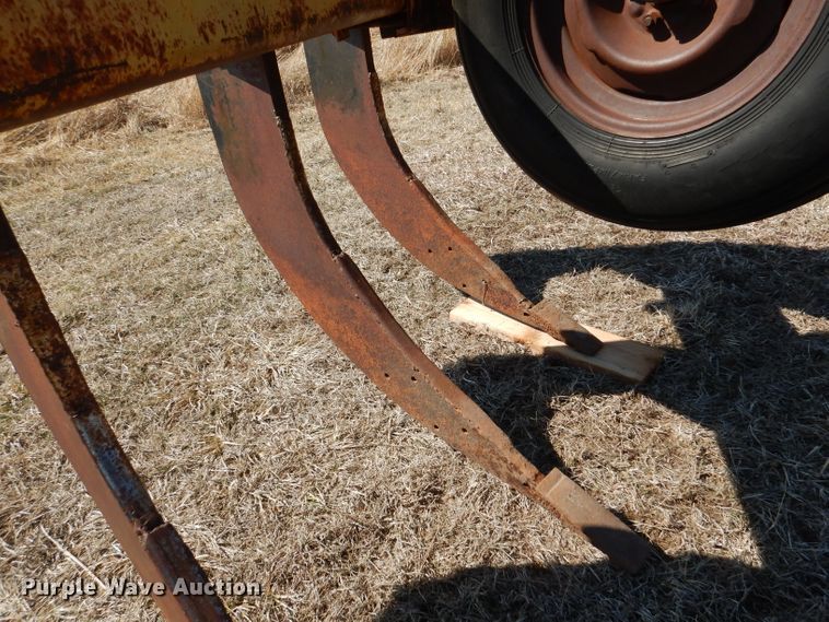 image for item DL4737 Big Ox  V-ripper