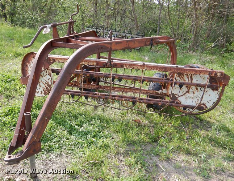 image for item DL8032 John Deere CCA  chisel and International hay rake