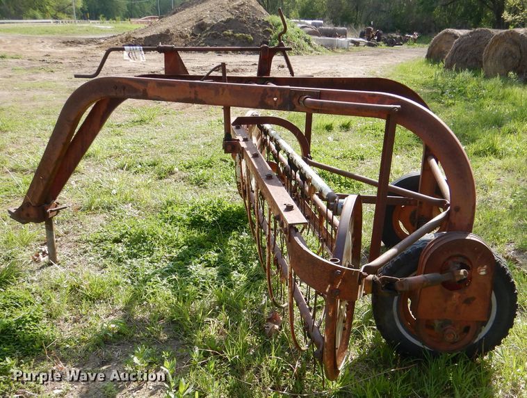 image for item DL8032 John Deere CCA  chisel and International hay rake