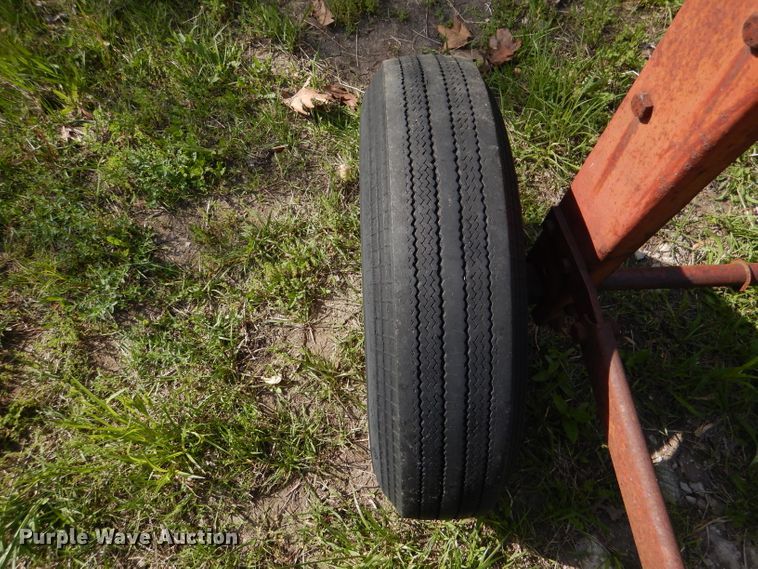 image for item DL8032 John Deere CCA  chisel and International hay rake