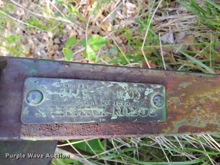 image for item DL8032 John Deere CCA  chisel and International hay rake