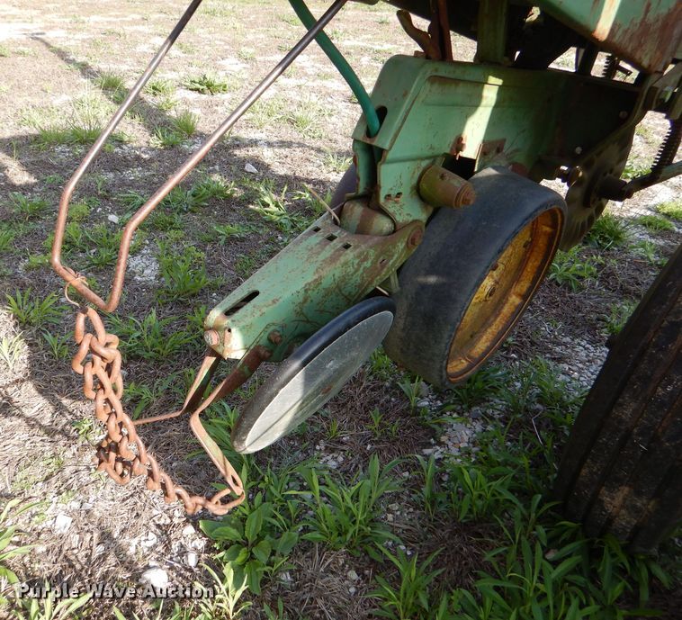 image for item DL8033 John Deere P7000  no-till planter