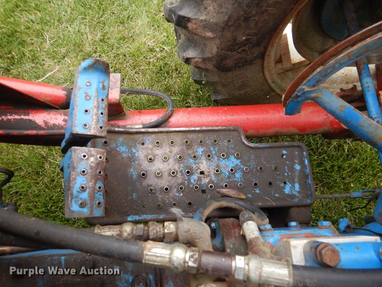 image for item DL8100 Ford 2000  tractor