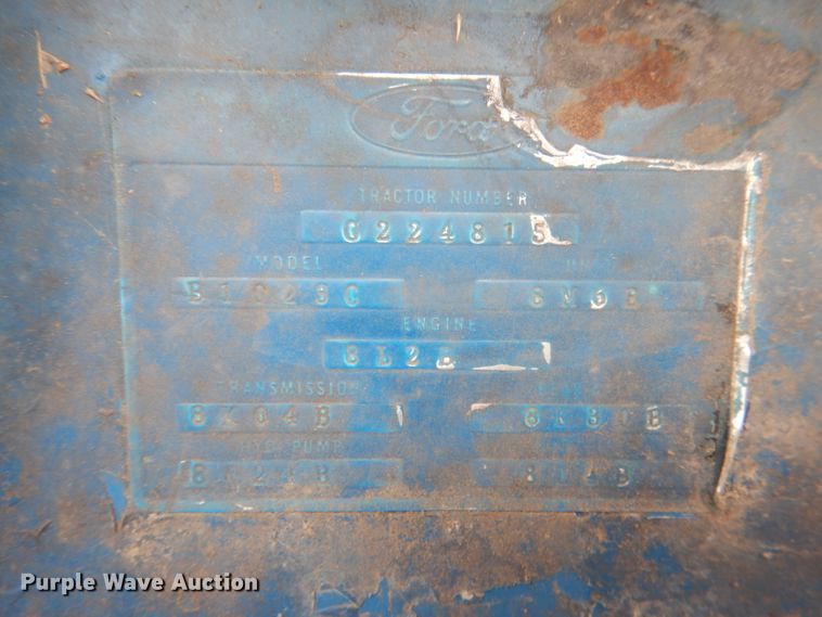 image for item DL8100 Ford 2000  tractor