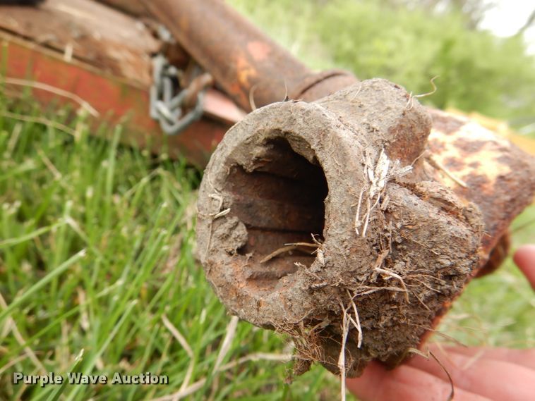 image for item DL8100 Ford 2000  tractor