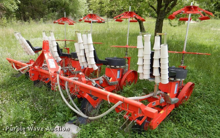 image for item DL8165 Checchi & Magli Unifox  transplanter