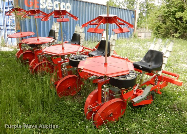 image for item DL8165 Checchi & Magli Unifox  transplanter