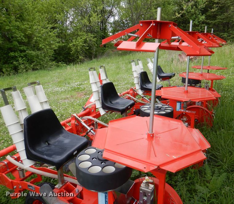 image for item DL8165 Checchi & Magli Unifox  transplanter