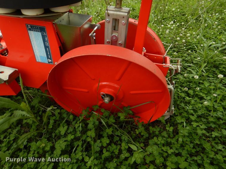 image for item DL8165 Checchi & Magli Unifox  transplanter