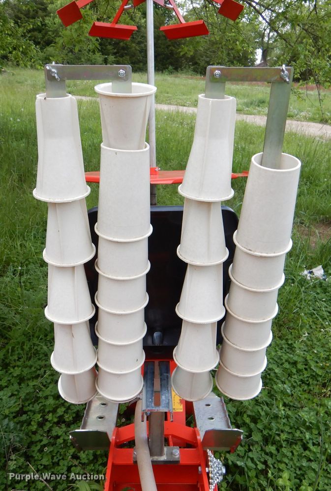 image for item DL8165 Checchi & Magli Unifox  transplanter