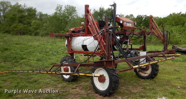 image for item DL8173 Hagie 470  Hi-Tractor sprayer
