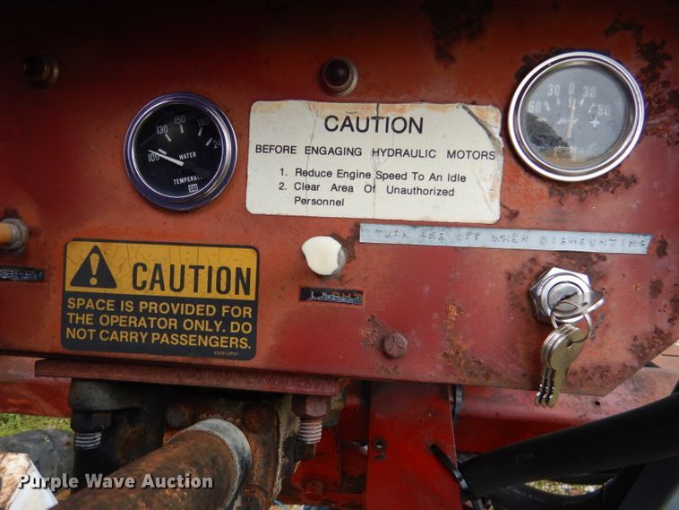 image for item DL8173 Hagie 470  Hi-Tractor sprayer