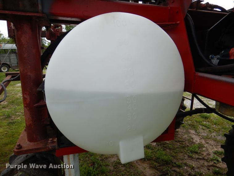 image for item DL8173 Hagie 470  Hi-Tractor sprayer