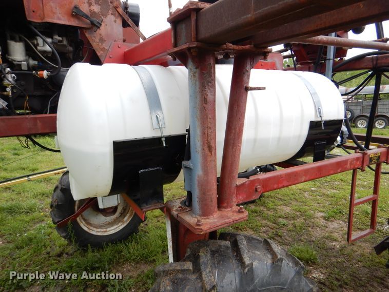 image for item DL8173 Hagie 470  Hi-Tractor sprayer