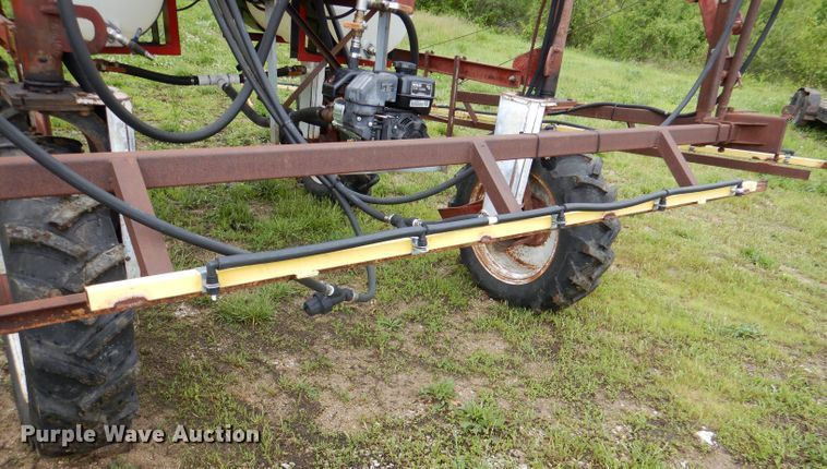 image for item DL8173 Hagie 470  Hi-Tractor sprayer