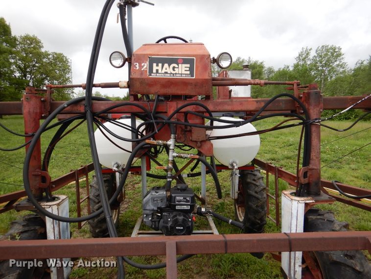 image for item DL8173 Hagie 470  Hi-Tractor sprayer