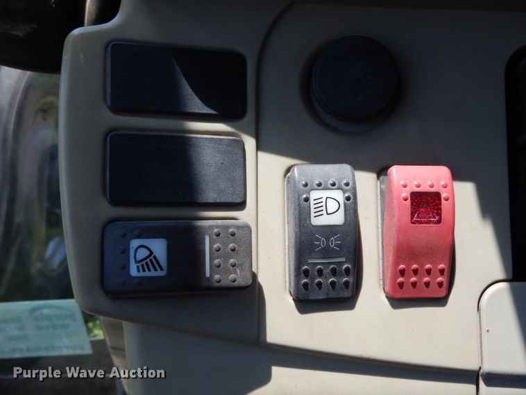 image for item DM2948 2007 Massey Ferguson 5475SA  MFWD tractor