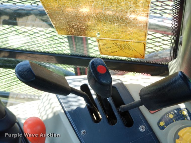 image for item DM2948 2007 Massey Ferguson 5475SA  MFWD tractor