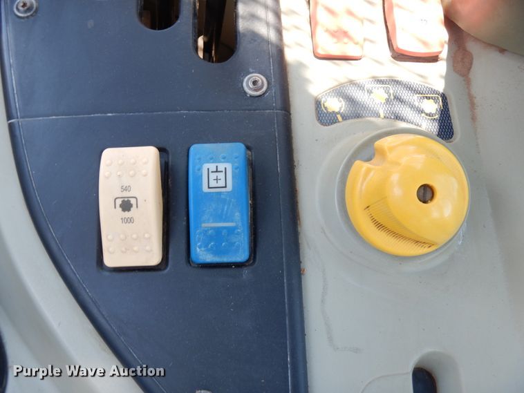 image for item DM2948 2007 Massey Ferguson 5475SA  MFWD tractor