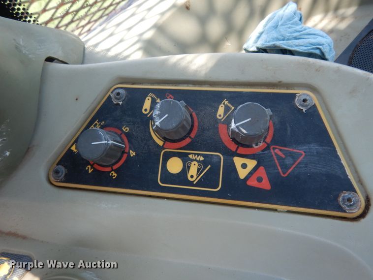 image for item DM2948 2007 Massey Ferguson 5475SA  MFWD tractor