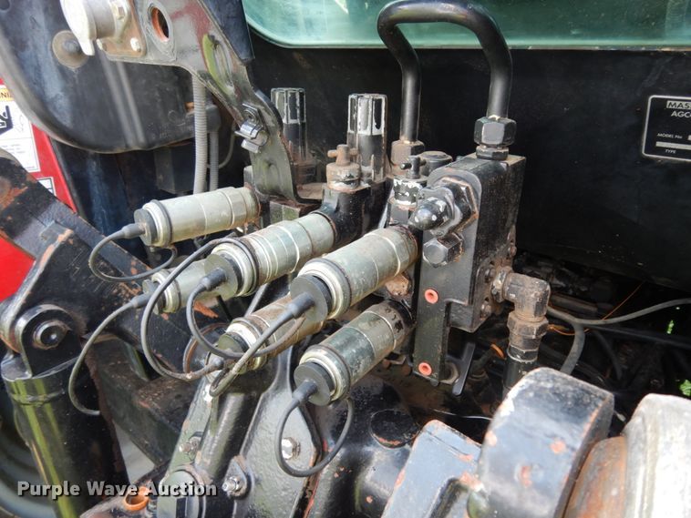 image for item DM2948 2007 Massey Ferguson 5475SA  MFWD tractor