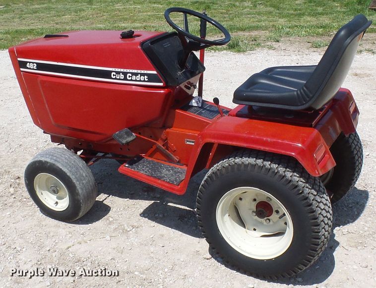 image for item DM3009 Cub Cadet 482  lawn mower