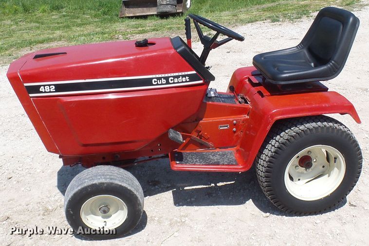 image for item DM3009 Cub Cadet 482  lawn mower