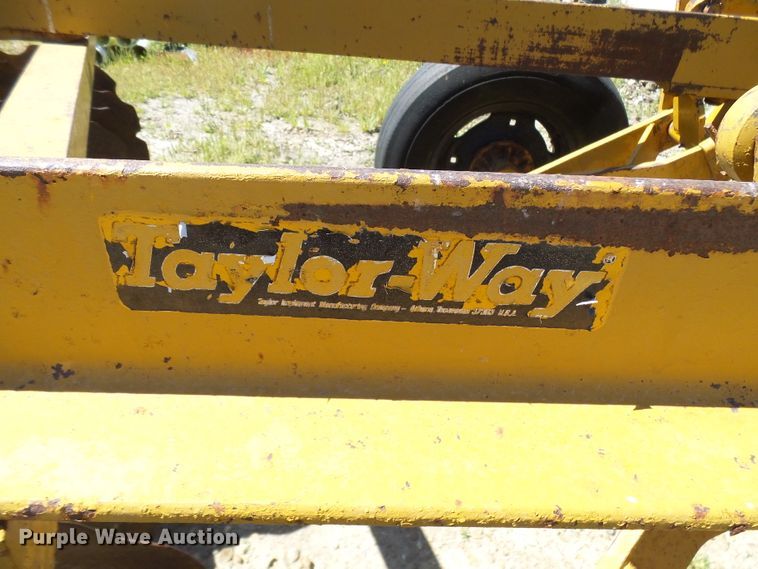 image for item DM3011 Taylor-Way  off-set disk