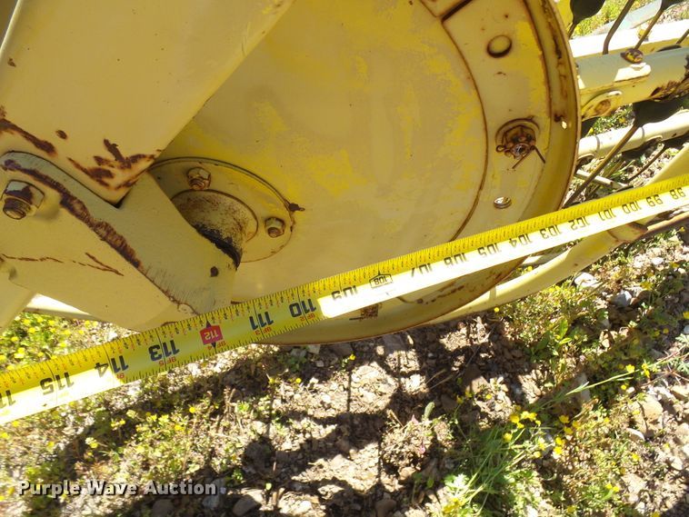 image for item DM3012 John Deere 660  hay rake