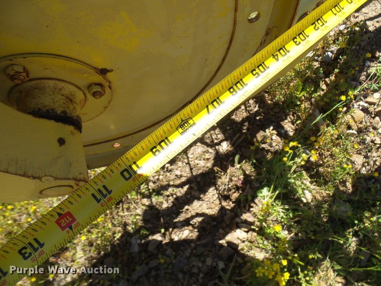 image for item DM3012 John Deere 660  hay rake