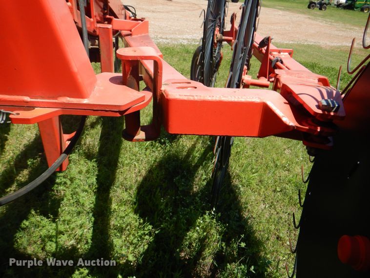 image for item DM3787 Kuhn Speed Rake SR600 hay rake