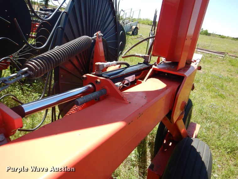 image for item DM3787 Kuhn Speed Rake SR600 hay rake