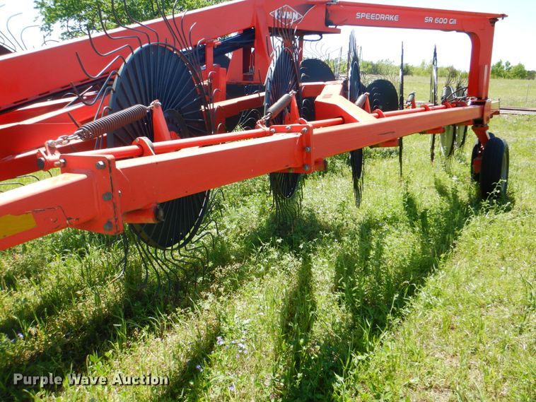image for item DM3787 Kuhn Speed Rake SR600 hay rake