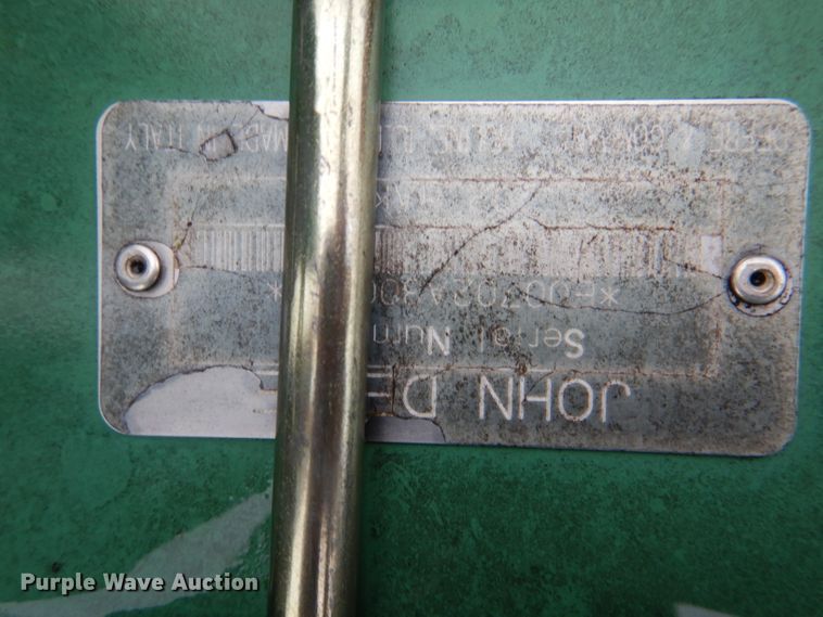 image for item DM4291 John Deere 702  hay rake