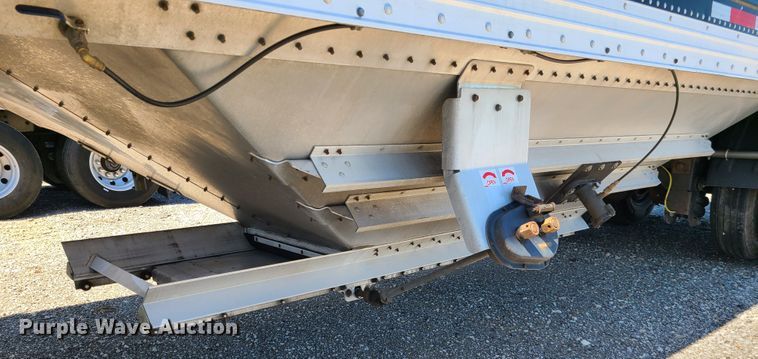 image for item DN5531 2019 Timpte  grain trailer