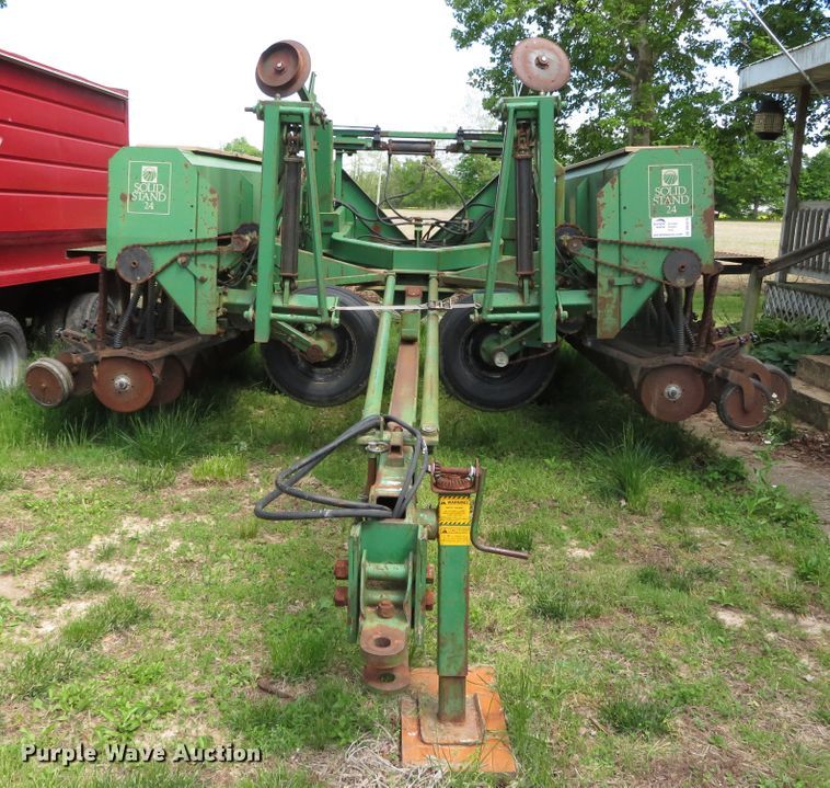 image for item DN5870 Great Plains 2SF24-480689  grain drill