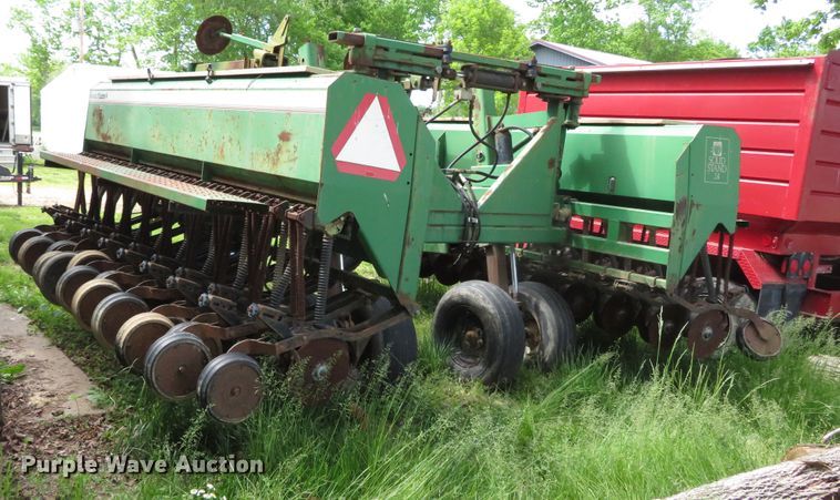 image for item DN5870 Great Plains 2SF24-480689  grain drill