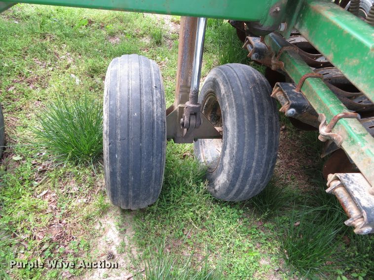 image for item DN5870 Great Plains 2SF24-480689  grain drill