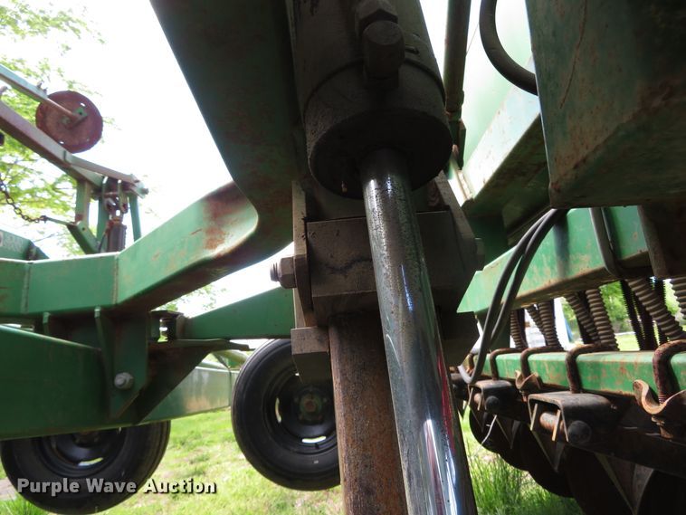 image for item DN5870 Great Plains 2SF24-480689  grain drill