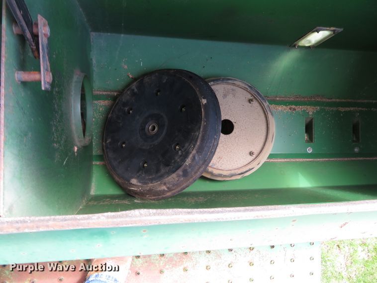 image for item DN5870 Great Plains 2SF24-480689  grain drill