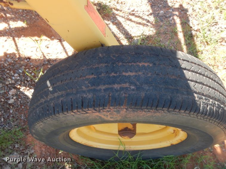 image for item ET9168 Vermeer R23 hay rake