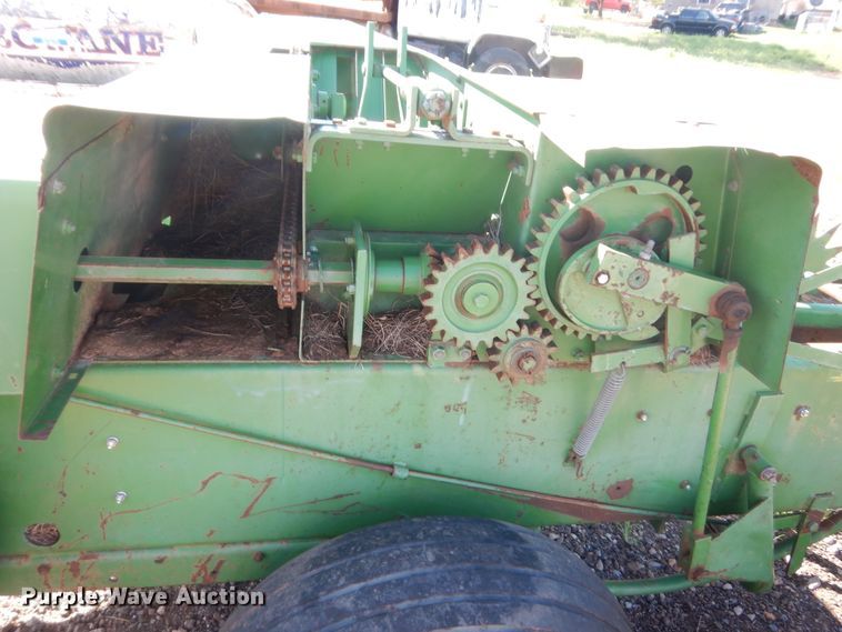 image for item ET9172 John Deere 346  small square baler