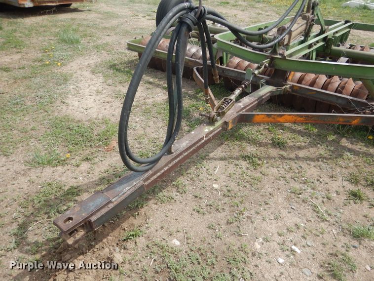 image for item FI9042 John Deere spring tooth roller packer