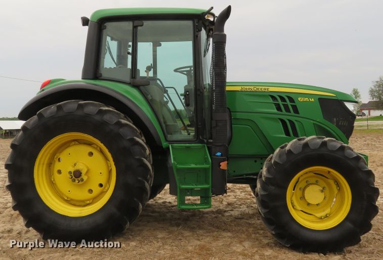 image for item FP9277 2014 John Deere 6125M  MFWD tractor