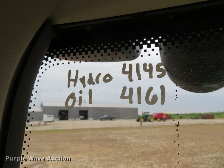 image for item FP9277 2014 John Deere 6125M  MFWD tractor