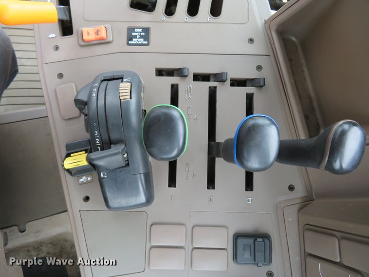 image for item FP9277 2014 John Deere 6125M  MFWD tractor