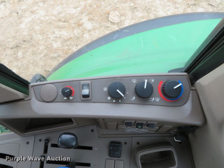 image for item FP9277 2014 John Deere 6125M  MFWD tractor