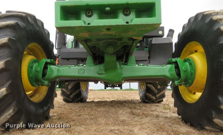 image for item FP9277 2014 John Deere 6125M  MFWD tractor